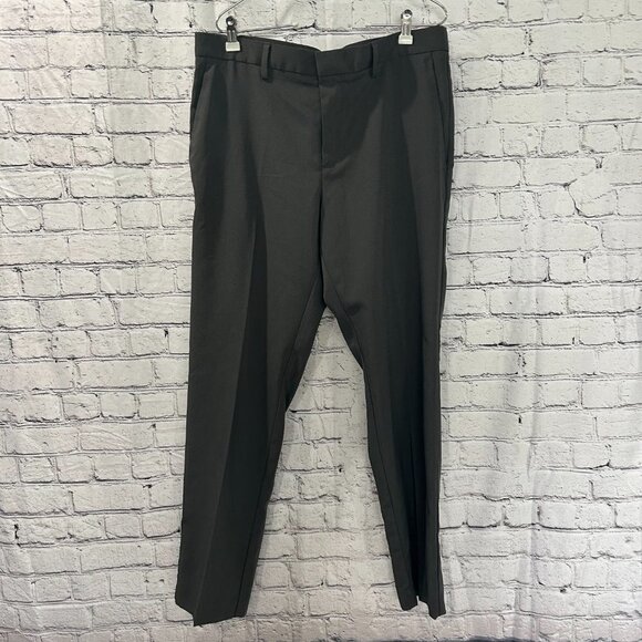 Men's Perry Ellis slim fit dress slacks Size 34X30 - Picture 2 of 3